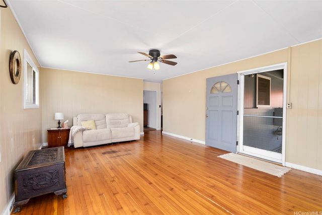 194 Kilea Place, Wahiawa, HI 96786