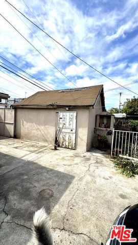 3230 Huron Street, Los Angeles, CA 90065