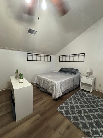 8411 Echo Creek, San Antonio, TX 78240