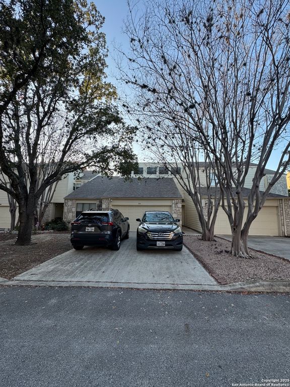 8411 Echo Creek, San Antonio, TX 78240