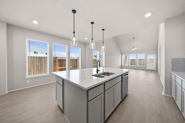 114 Candlelight Ridge Court, Richmond, TX 77406