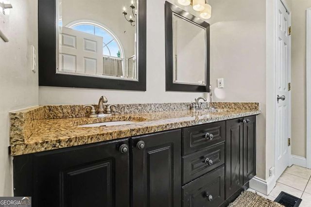 3 Willow Trace SW, Cartersville, GA 30120
