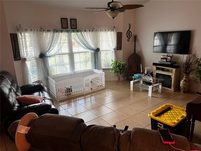 76 TEAK LOOP, Ocala, FL 34472