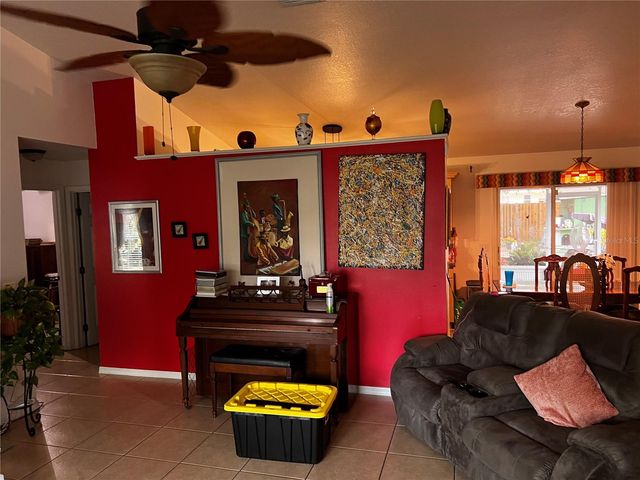 76 TEAK LOOP, Ocala, FL 34472