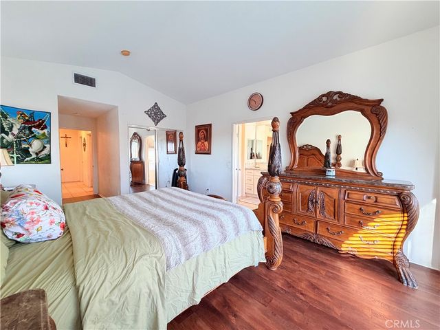 20350 Calhaven, Saugus, CA 91390