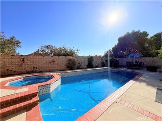 20350 Calhaven, Saugus, CA 91390
