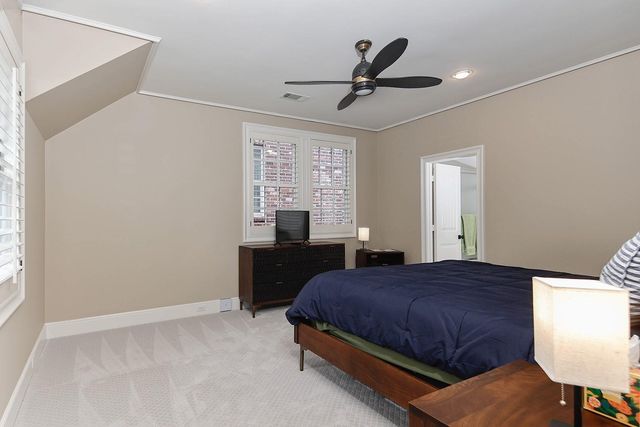 56 N Bay Boulevard, The Woodlands, TX 77380