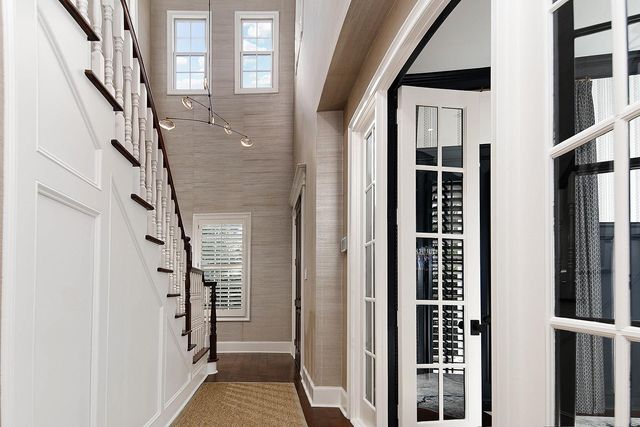 56 N Bay Boulevard, The Woodlands, TX 77380