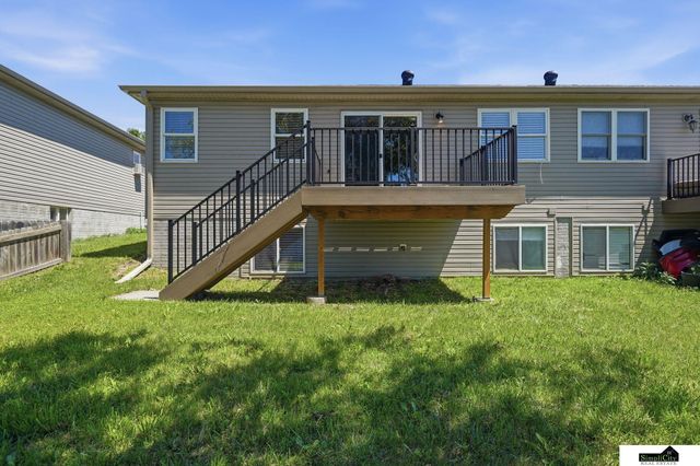7229 & 7225 Dorchester Court, Lincoln, NE 68521