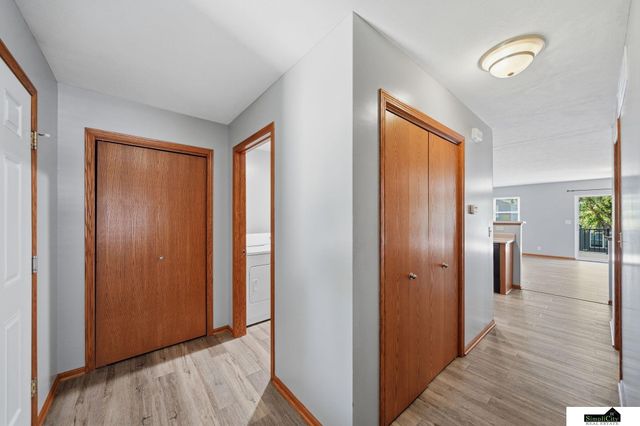 7229 & 7225 Dorchester Court, Lincoln, NE 68521