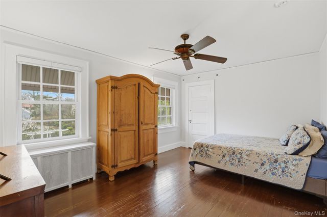 12 Little John Place, White Plains, NY 10605