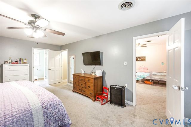 5640 Teterling Ct, Chester, VA 23831