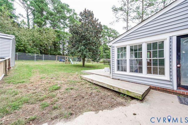 5640 Teterling Ct, Chester, VA 23831