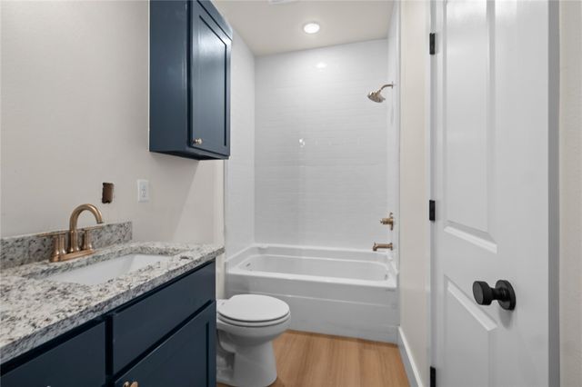 123 S Eagle Mountain Street, Prairie Grove, AR 72753