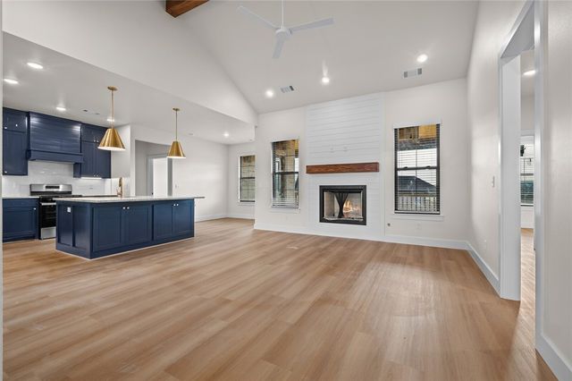 123 S Eagle Mountain Street, Prairie Grove, AR 72753