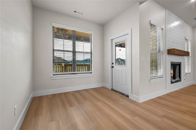 123 S Eagle Mountain Street, Prairie Grove, AR 72753