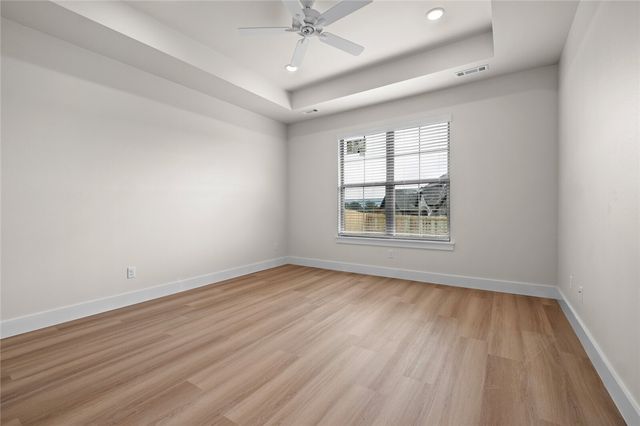 123 S Eagle Mountain Street, Prairie Grove, AR 72753