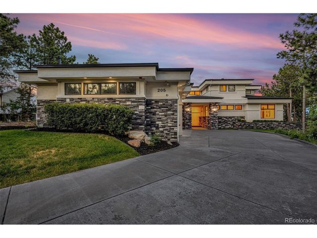 205 Cobblestone Way, Monument, CO 80132