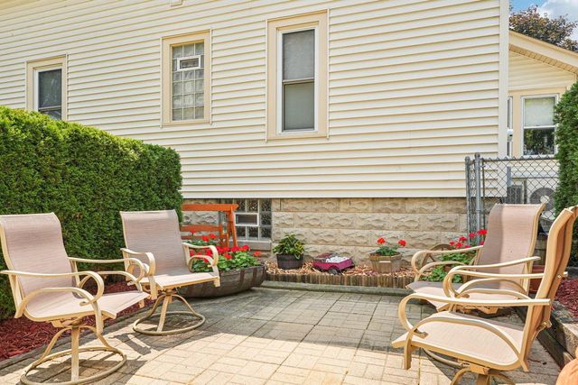2207 S 62nd STREET #2209, West Allis, WI 53219