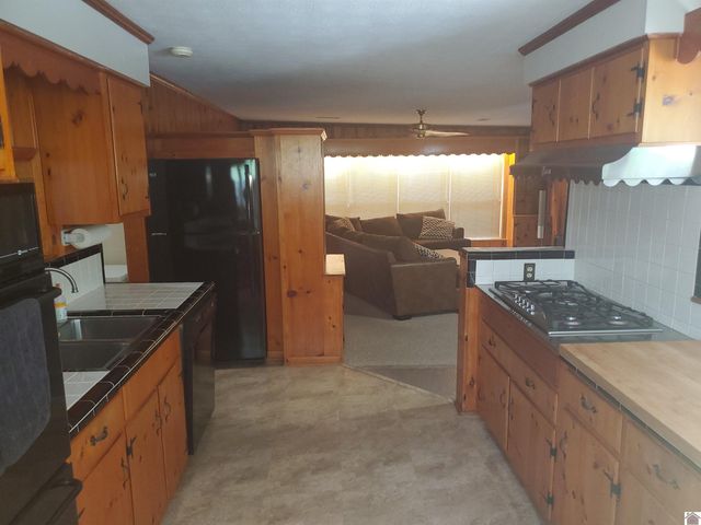 3219 Lorine Lane, Paducah, KY 42001