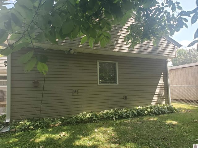 3219 Lorine Lane, Paducah, KY 42001