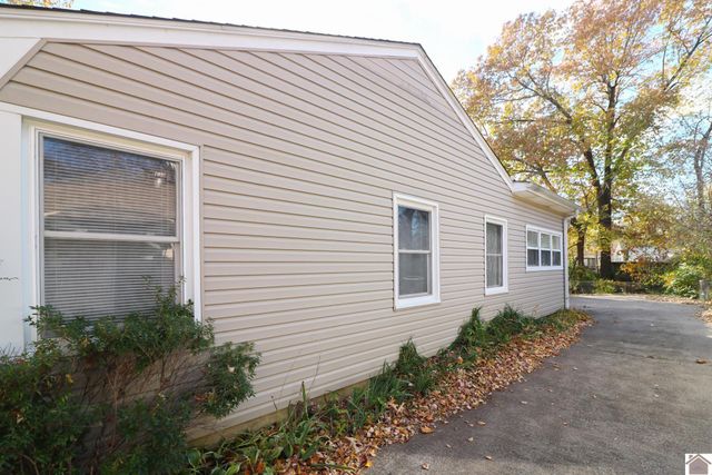 3219 Lorine Lane, Paducah, KY 42001