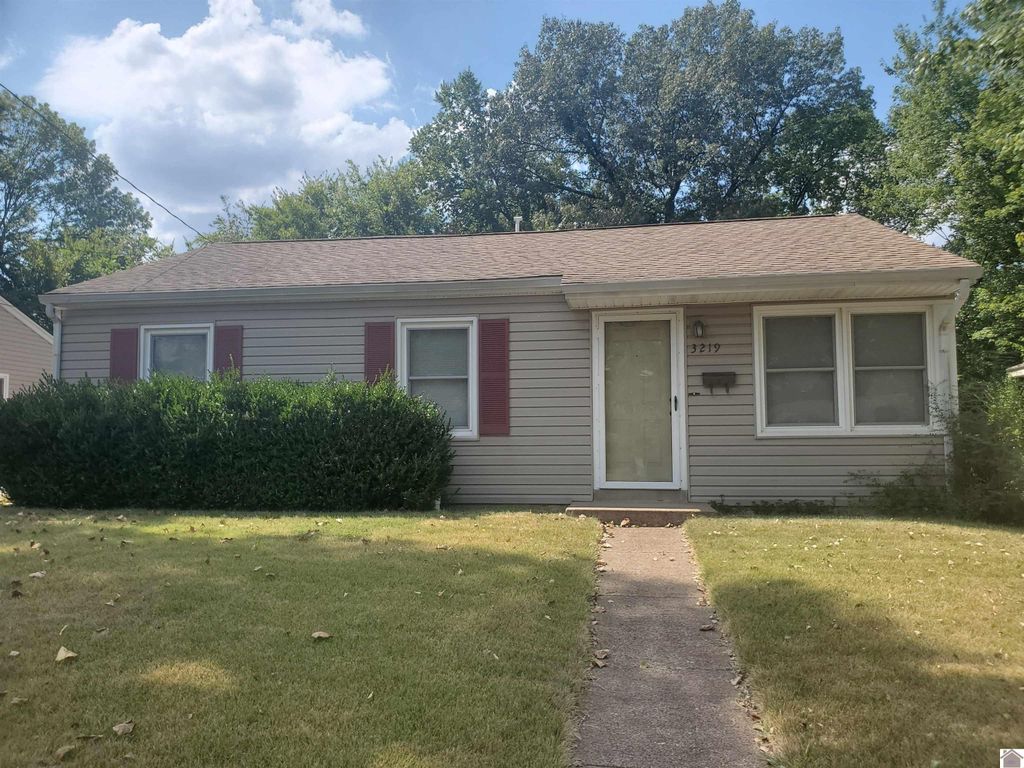 3219 Lorine Lane, Paducah, KY 42001