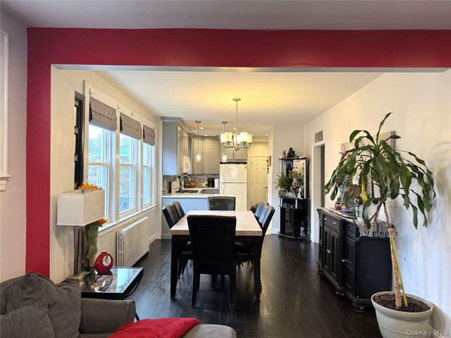 146-38 Bayside Avenue, Flushing, NY 11354