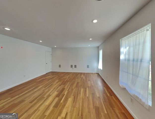 515 Bigelow, College Park, GA 30349