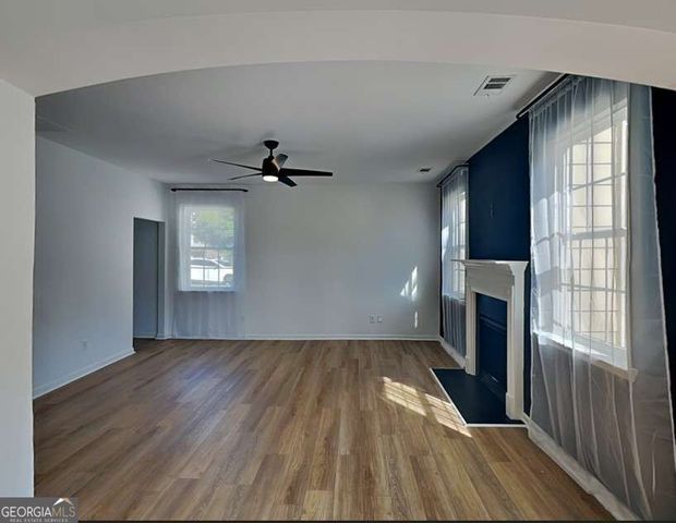 515 Bigelow, College Park, GA 30349