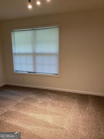 434 W I Parkway, Dallas, GA 30132