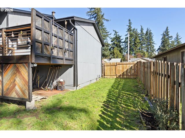 12620 Se CORA St, Portland, OR 97236