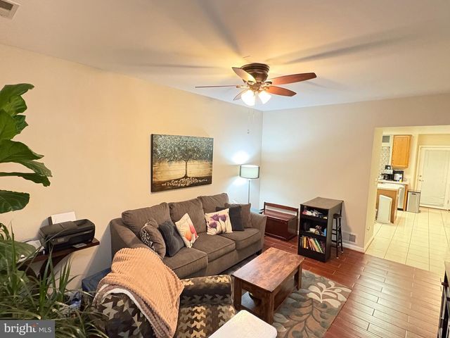 2077 STARGRASS CT, Woodbridge, VA 22192