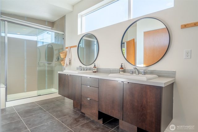 4825 S Othello Street, Seattle, WA 98118