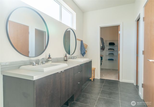 4825 S Othello Street, Seattle, WA 98118