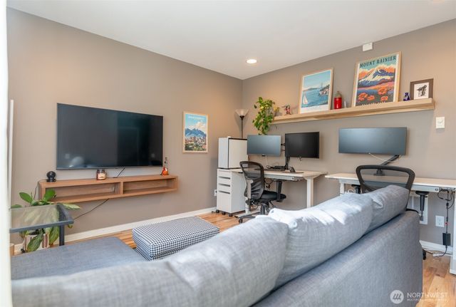 4825 S Othello Street, Seattle, WA 98118