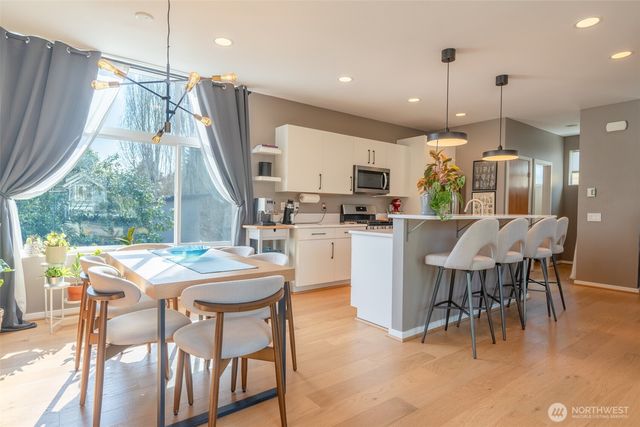 4825 S Othello Street, Seattle, WA 98118