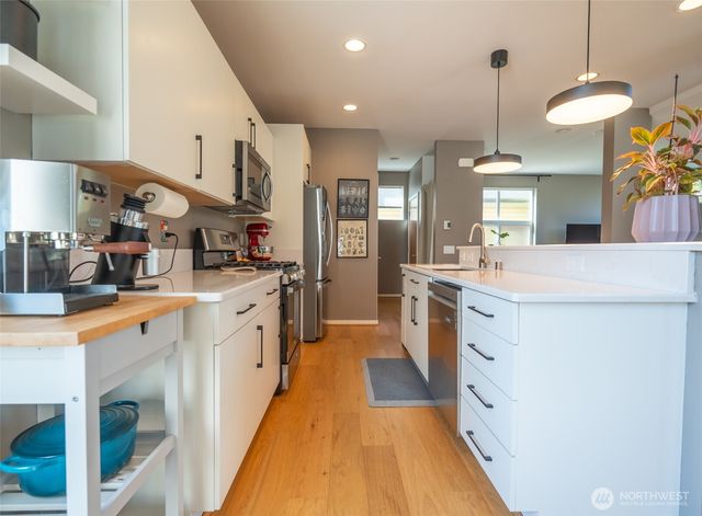 4825 S Othello Street, Seattle, WA 98118