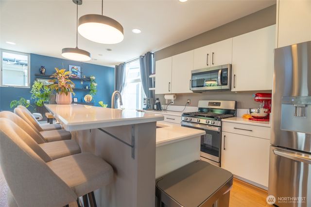 4825 S Othello Street, Seattle, WA 98118