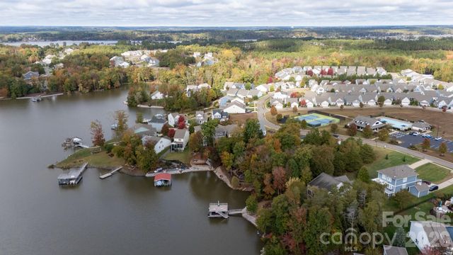 40308 Crooked Stick Drive, Lancaster, SC 29720