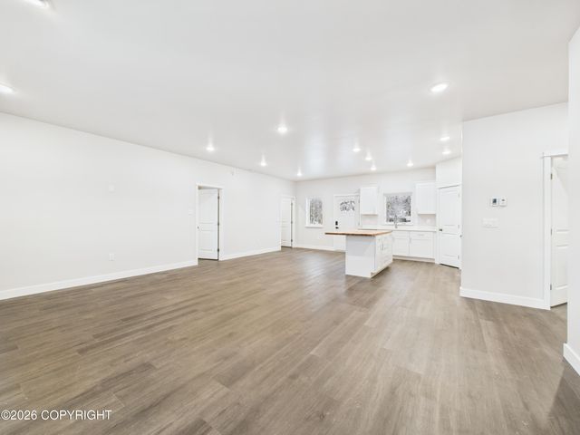 2802 W First Avenue, North Pole, AK 99705