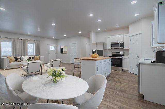 2802 W First Avenue, North Pole, AK 99705