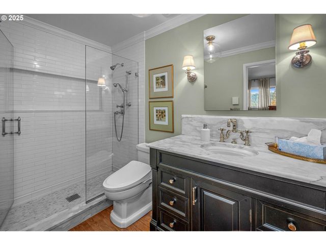 2425 Sw 19TH Ave 11, Portland, OR 97201