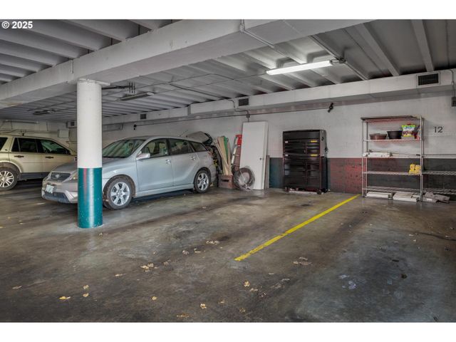 2425 Sw 19TH Ave 11, Portland, OR 97201