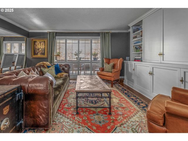 2425 Sw 19TH Ave 11, Portland, OR 97201