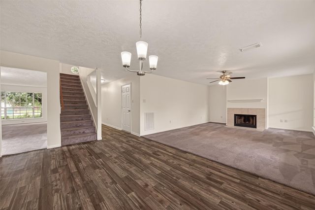 8711 Heron View Street, Houston, TX 77064