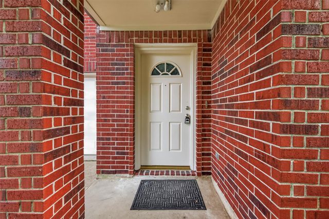 8711 Heron View Street, Houston, TX 77064