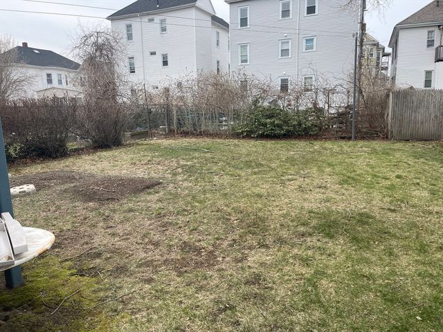 15 Valentine St, New Bedford, MA 02744