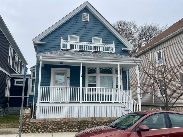 15 Valentine St, New Bedford, MA 02744