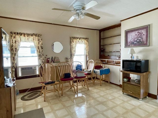 15 Valentine St, New Bedford, MA 02744
